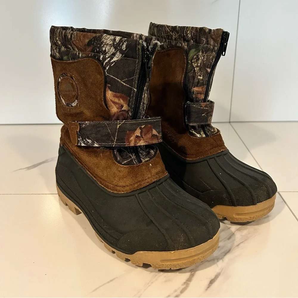 Ozark Trail Kids Camouflage and Brown Boots Size 3